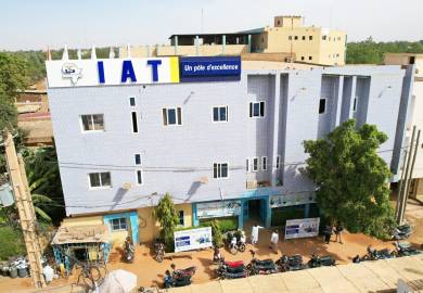 IAT NIGER : Soutenances en ligne de la 2ᵉ vague des Masters Recherche de l’Université de Douala délocalisés à l’IAT : Promesse tenue.